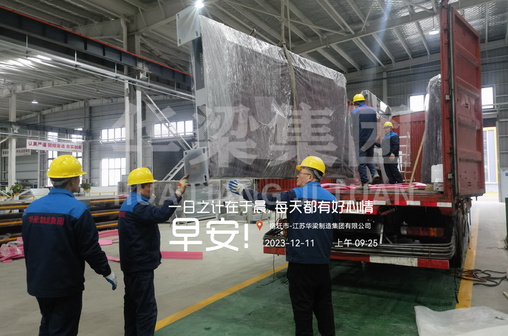 [23.12.11]四川省某市定制款公交候車亭項目發(fā)貨(圖2)